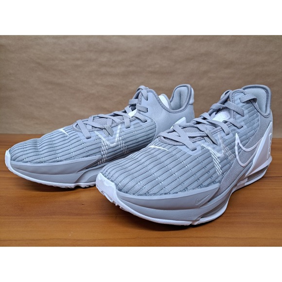 Nike Lebron Witness VI TB Basketball Sneakers DO9843001 Wolf Grey Men\'s  Sz 11.5 main image 2